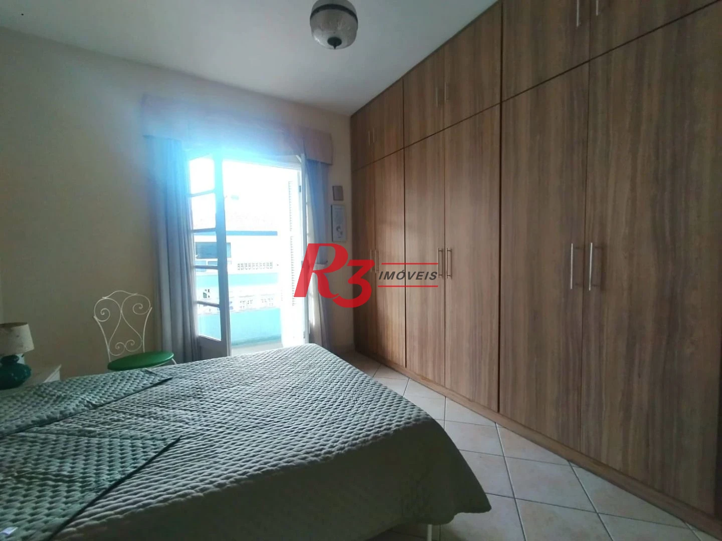 Apartamento com 3 dormitórios à venda, 100 m² por R$ 530.000,00 - Embaré - Santos/SP