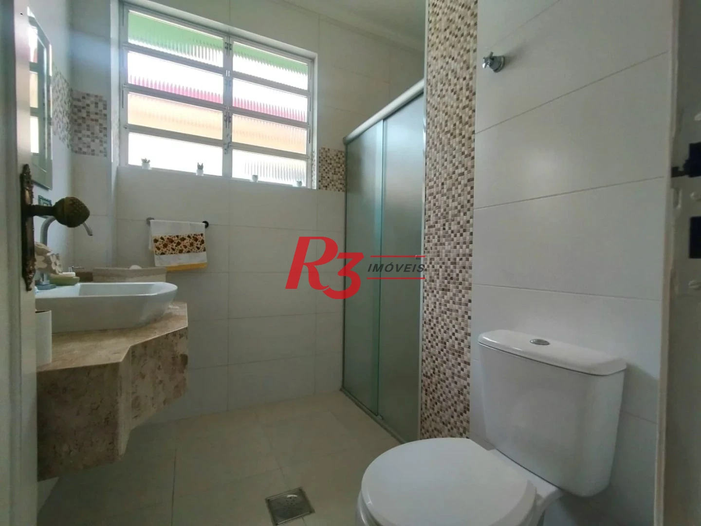 Apartamento com 3 dormitórios à venda, 100 m² por R$ 530.000,00 - Embaré - Santos/SP
