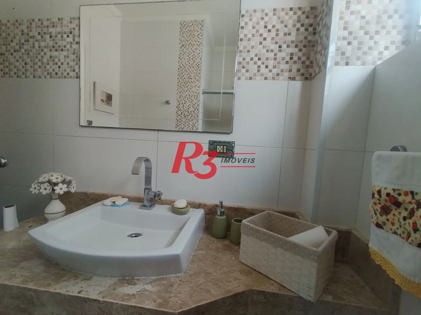 Apartamento com 3 dormitórios à venda, 100 m² por R$ 530.000,00 - Embaré - Santos/SP