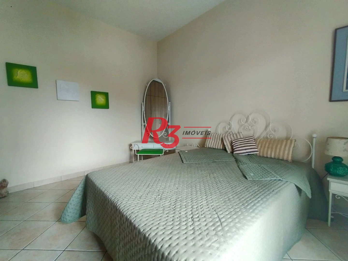 Apartamento com 3 dormitórios à venda, 100 m² por R$ 530.000,00 - Embaré - Santos/SP