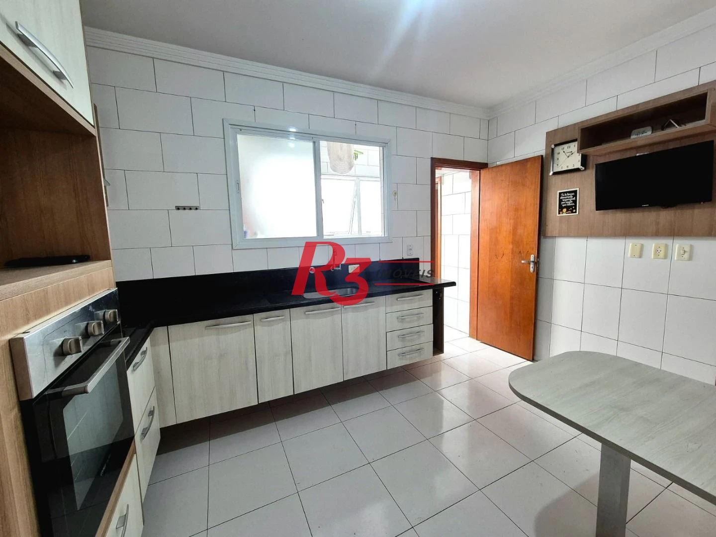 Casa com 3 dormitórios à venda, 165 m² por R$ 1.060.000,00 - Campo Grande - Santos/SP