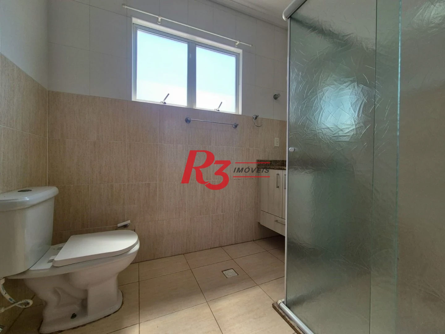 Casa com 3 dormitórios à venda, 165 m² por R$ 1.060.000,00 - Campo Grande - Santos/SP