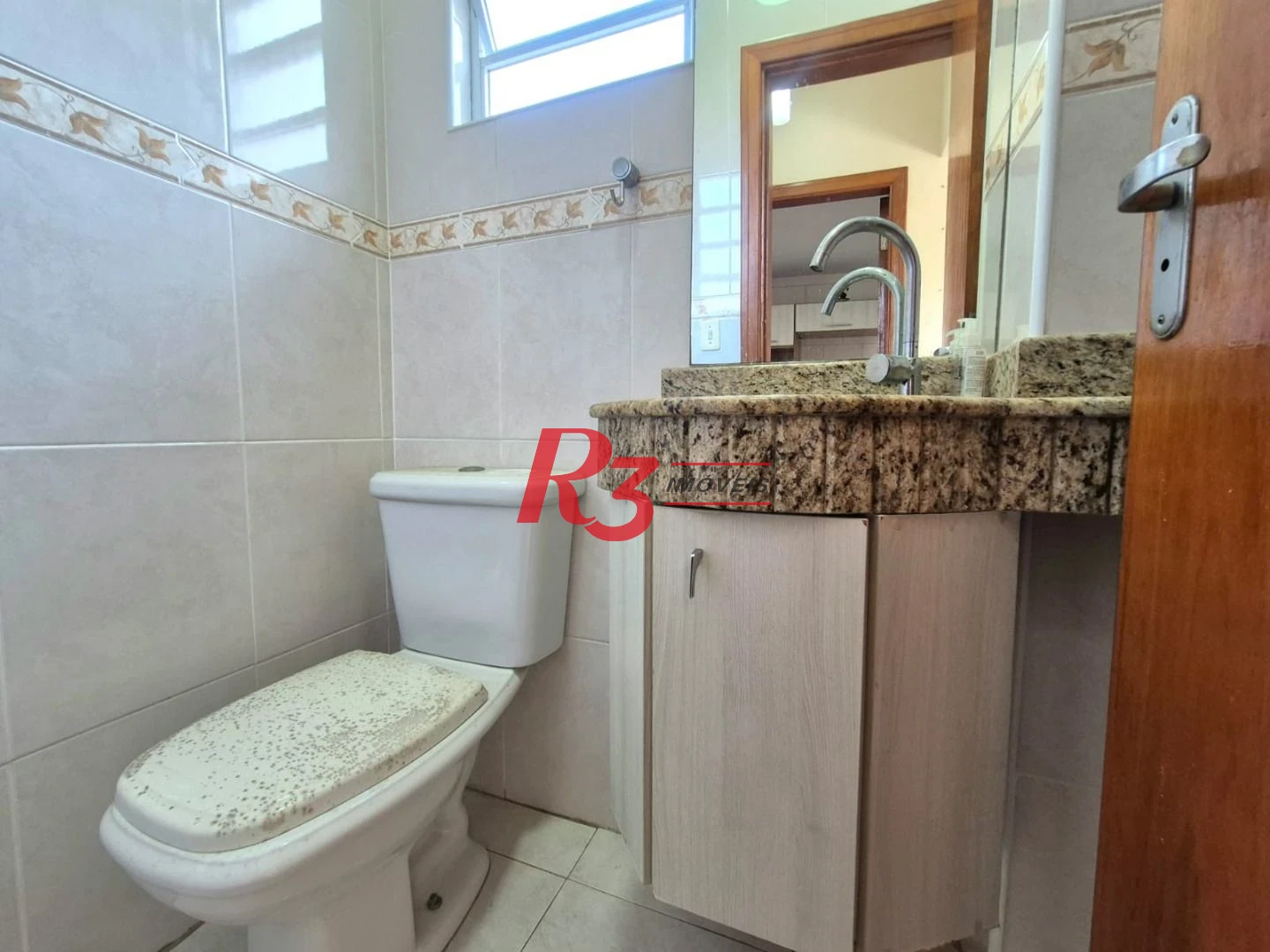 Casa com 3 dormitórios à venda, 165 m² por R$ 1.060.000,00 - Campo Grande - Santos/SP