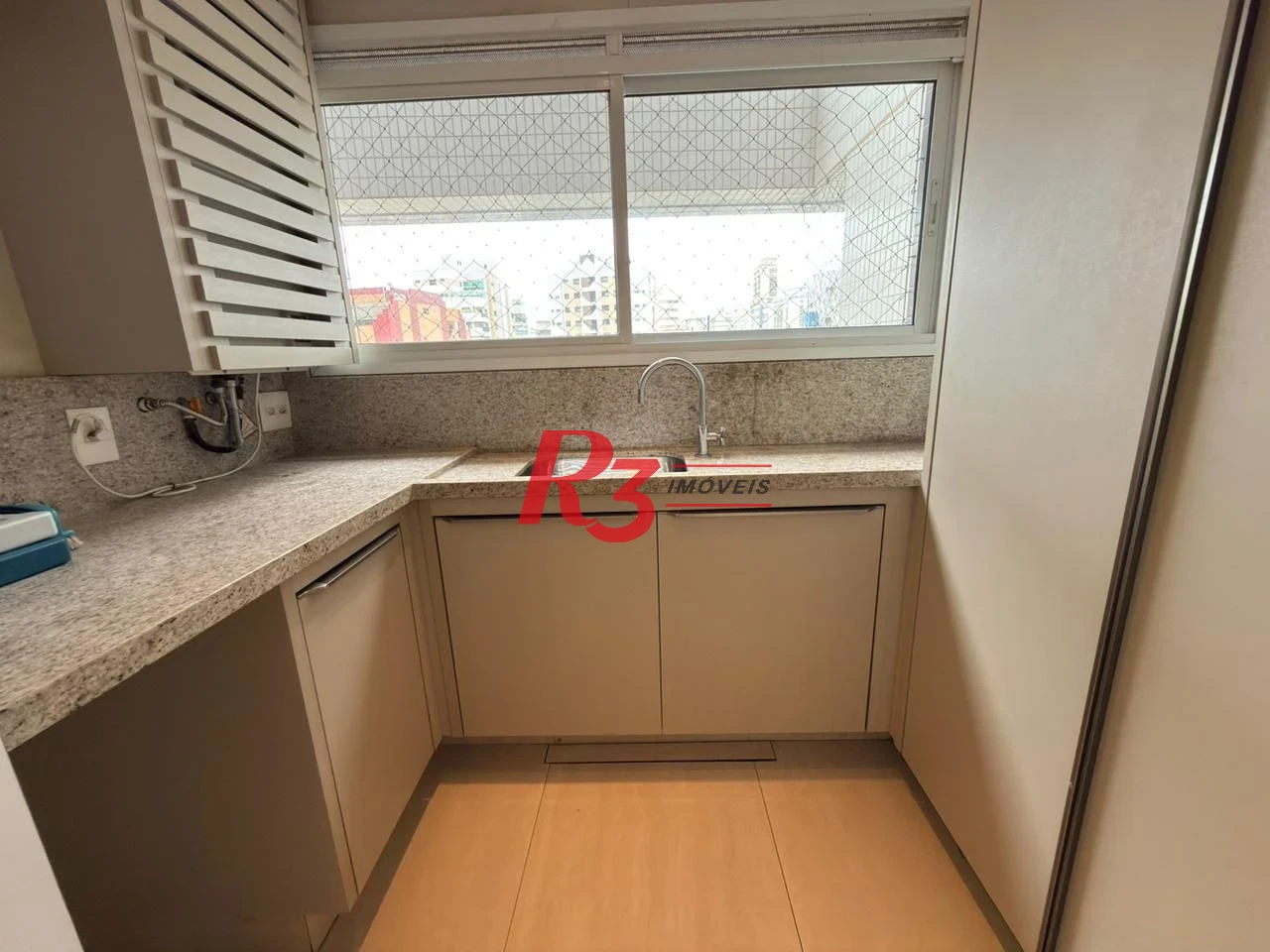 Apartamento com 3 dormitórios à venda, 184 m² por R$ 3.200.000,00 - Boqueirão - Santos/SP