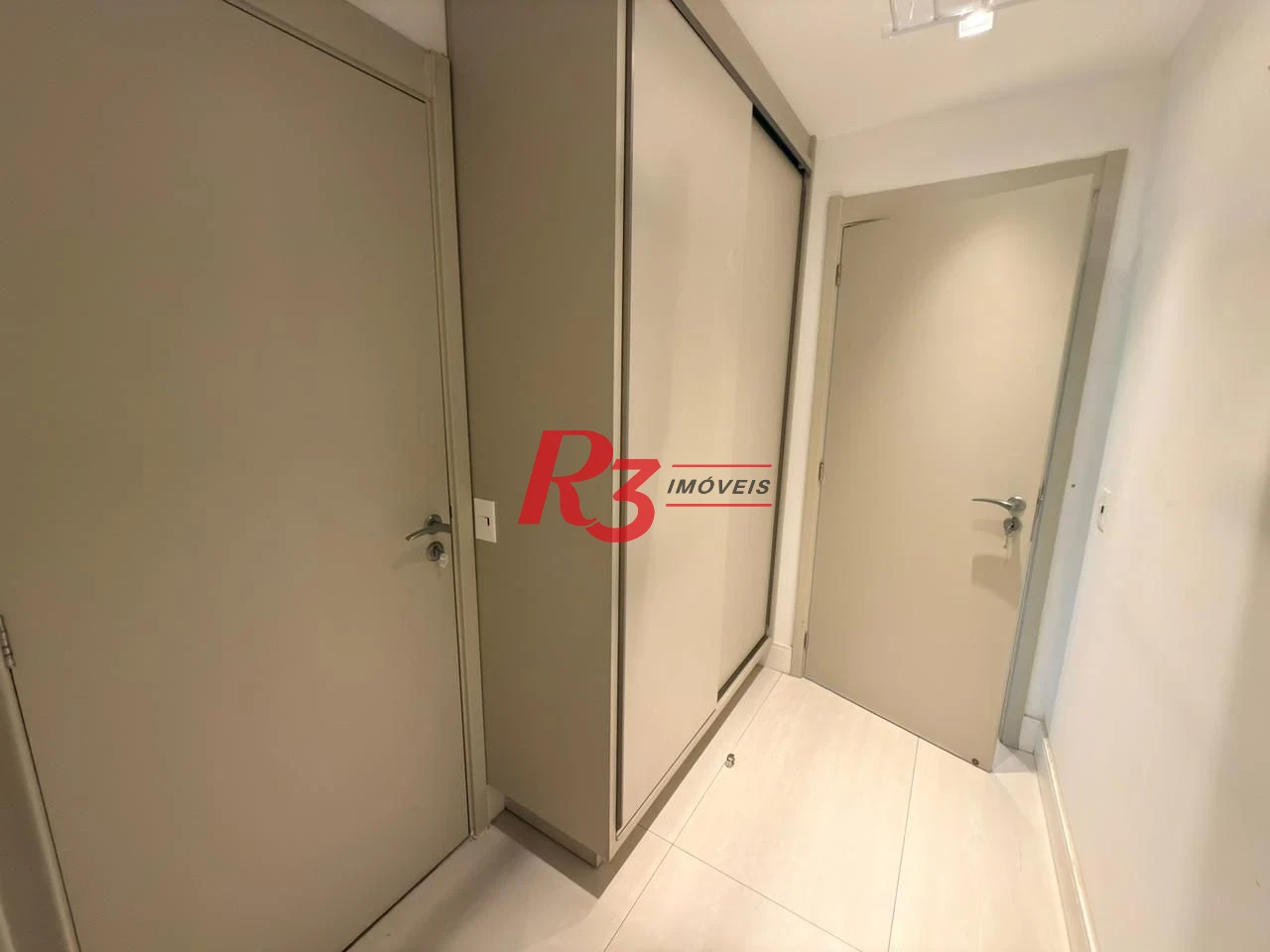 Apartamento com 3 dormitórios à venda, 184 m² por R$ 3.200.000,00 - Boqueirão - Santos/SP