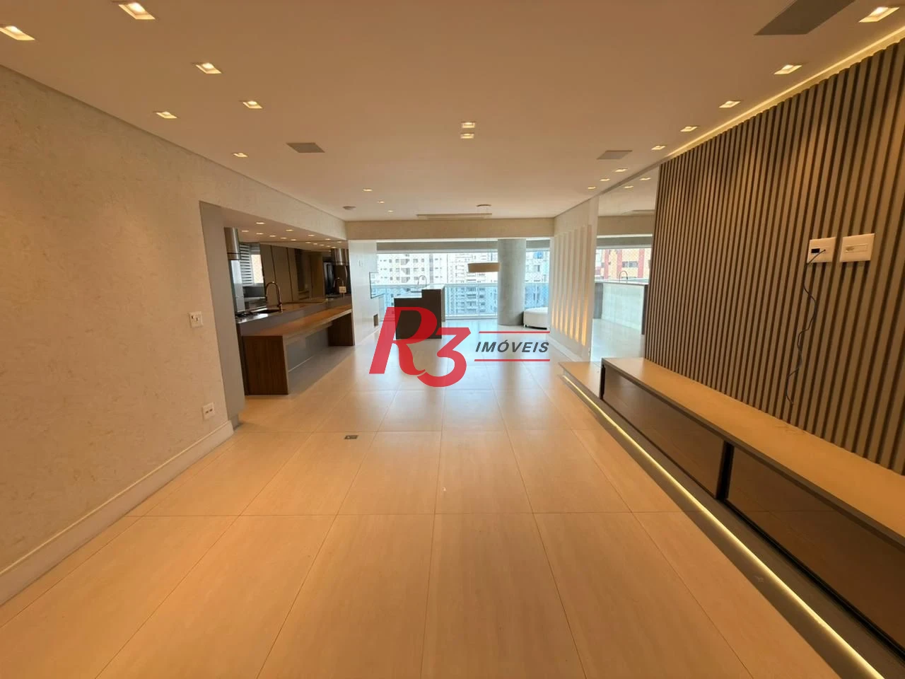 Apartamento com 3 dormitórios à venda, 184 m² por R$ 3.200.000,00 - Boqueirão - Santos/SP