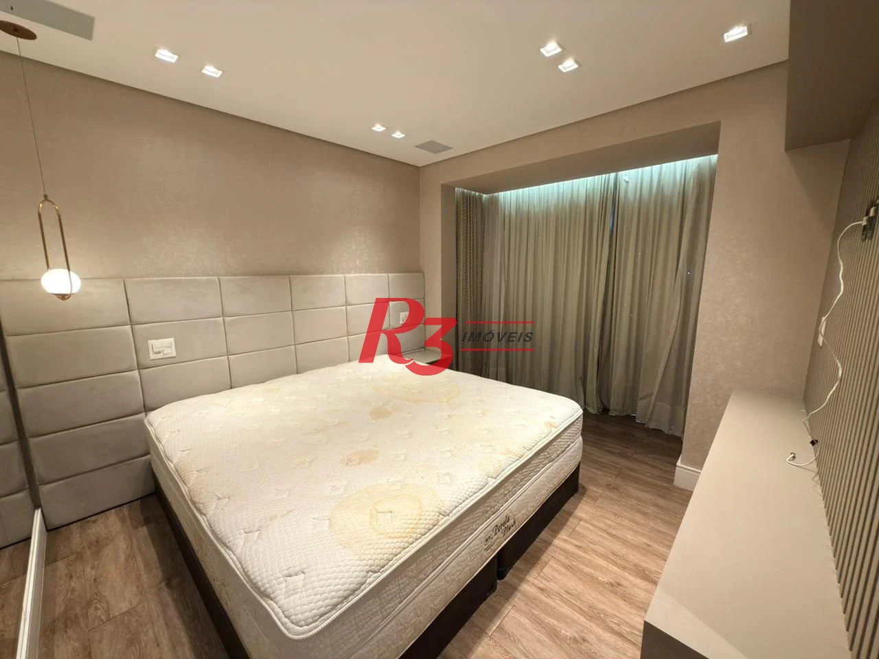 Apartamento com 3 dormitórios à venda, 184 m² por R$ 3.200.000,00 - Boqueirão - Santos/SP
