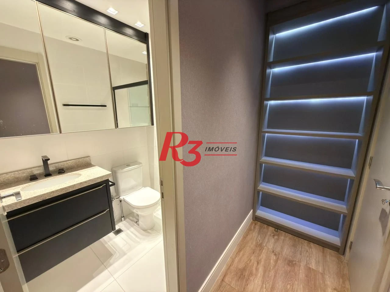 Apartamento com 3 dormitórios à venda, 184 m² por R$ 3.200.000,00 - Boqueirão - Santos/SP