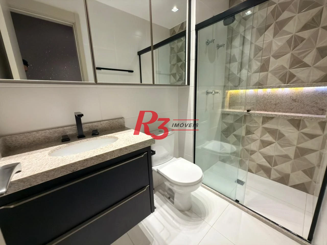 Apartamento com 3 dormitórios à venda, 184 m² por R$ 3.200.000,00 - Boqueirão - Santos/SP