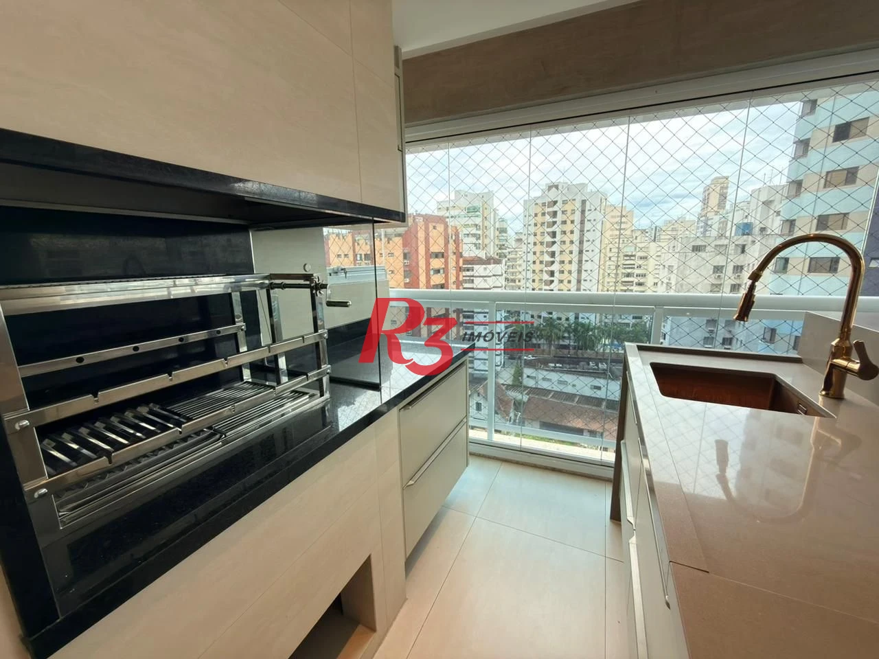 Apartamento com 3 dormitórios à venda, 184 m² por R$ 3.200.000,00 - Boqueirão - Santos/SP