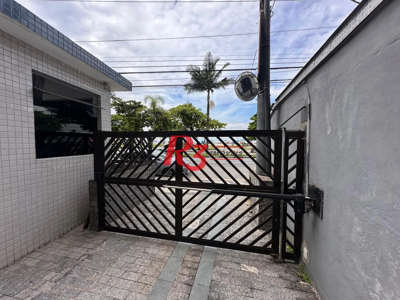 Studio com 1 dormitório à venda, 35 m² por R$ 305.000,00 - Gonzaga - Santos/SP