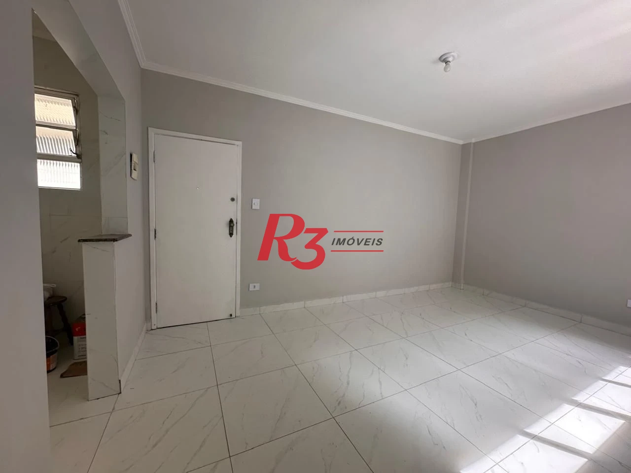 Studio com 1 dormitório à venda, 35 m² por R$ 305.000,00 - Gonzaga - Santos/SP