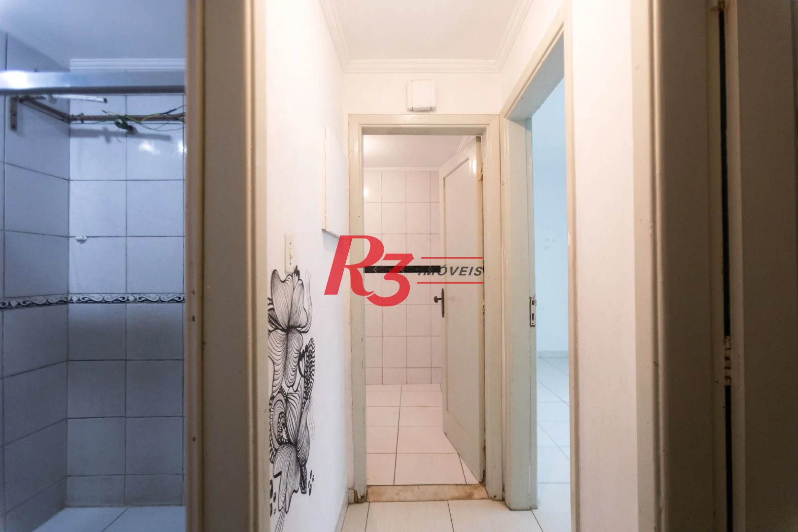 Apartamento com 2 dormitórios à venda, 90 m² por R$ 510.000,00 - Gonzaga - Santos/SP