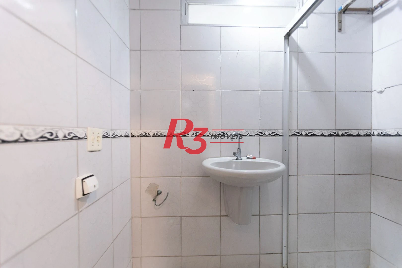 Apartamento com 2 dormitórios à venda, 90 m² por R$ 510.000,00 - Gonzaga - Santos/SP