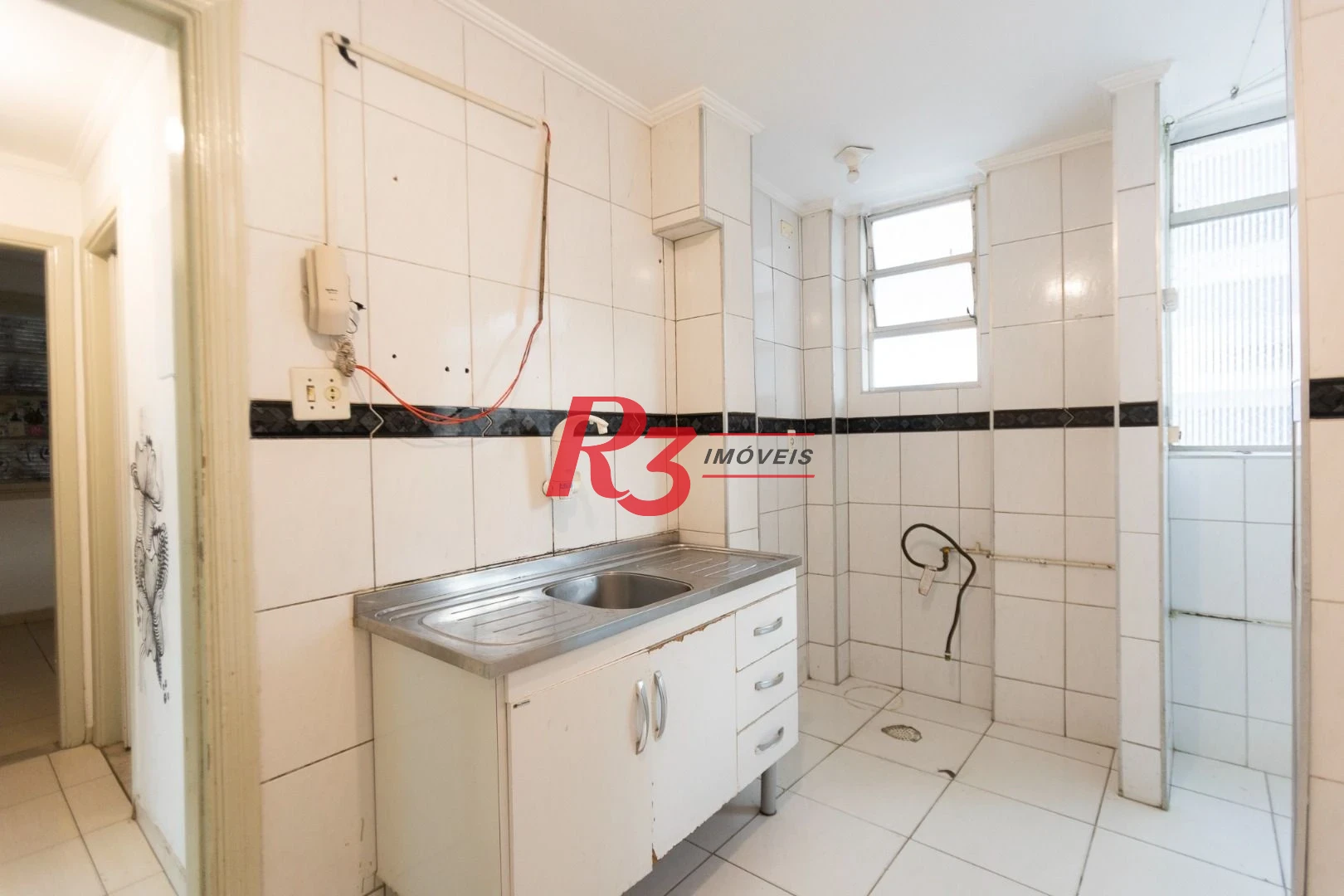 Apartamento com 2 dormitórios à venda, 90 m² por R$ 510.000,00 - Gonzaga - Santos/SP