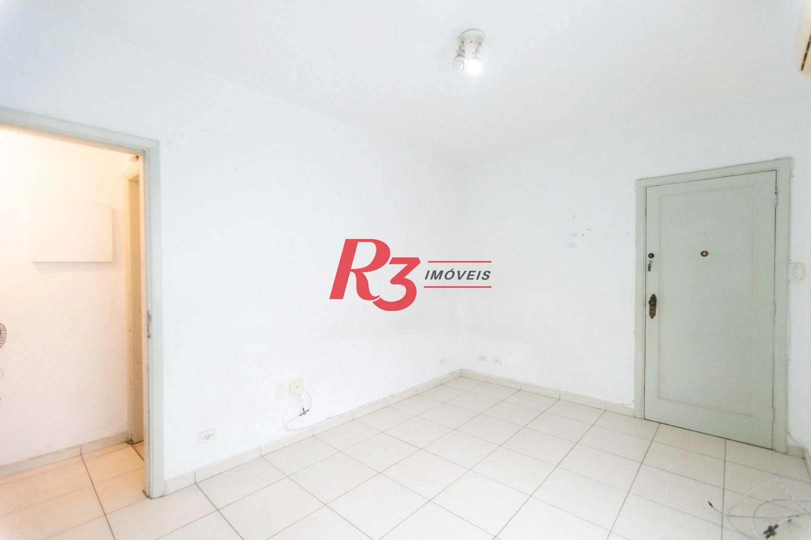 Apartamento com 2 dormitórios à venda, 90 m² por R$ 510.000,00 - Gonzaga - Santos/SP