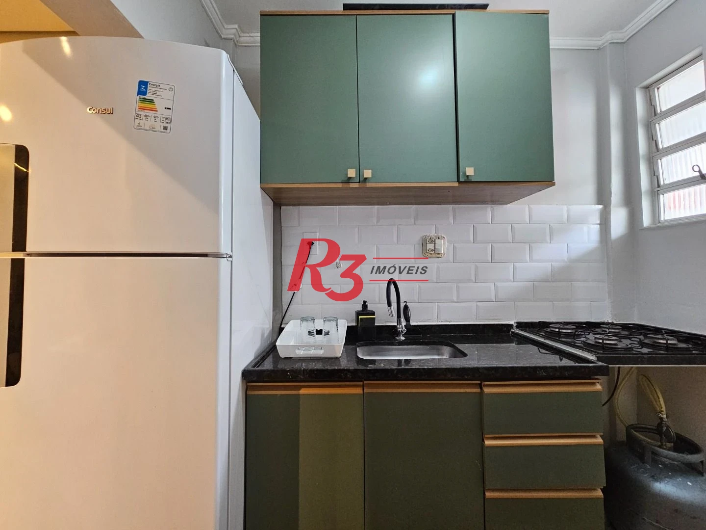 Studio com 1 dormitório à venda, 28 m² por R$ 380.000,00 - Gonzaga - Santos/SP