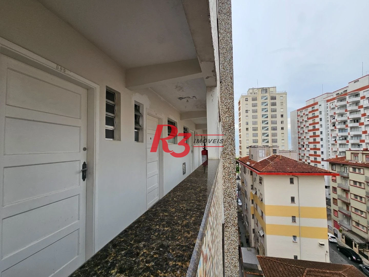 Studio com 1 dormitório à venda, 28 m² por R$ 380.000,00 - Gonzaga - Santos/SP