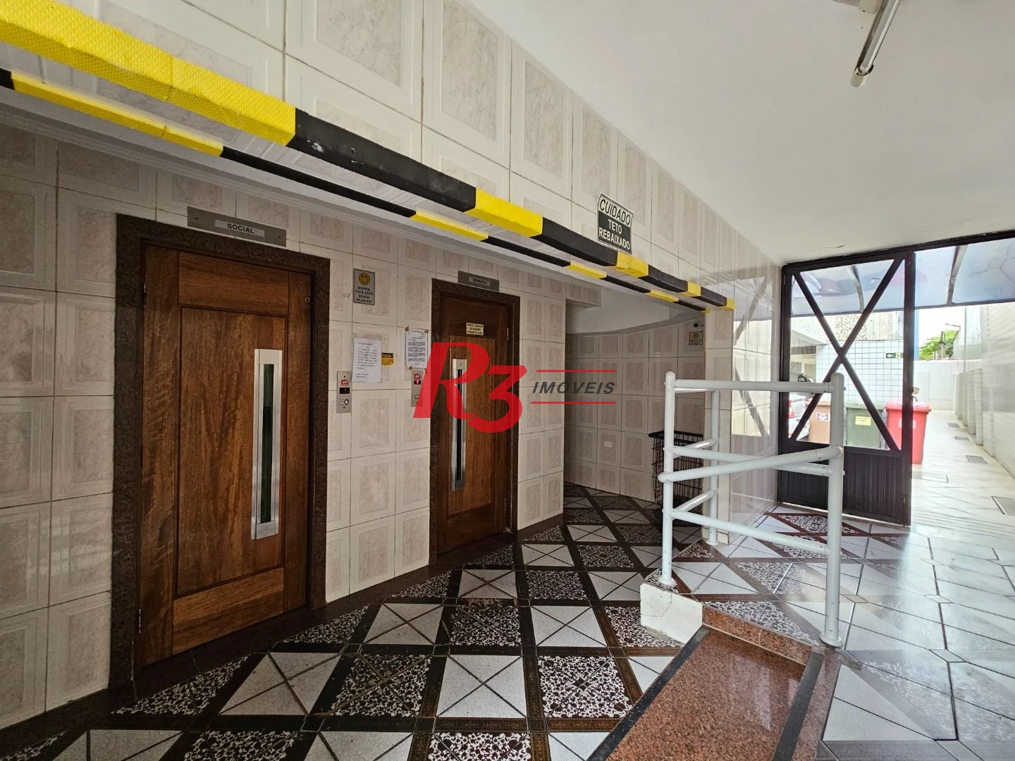Studio com 1 dormitório à venda, 28 m² por R$ 380.000,00 - Gonzaga - Santos/SP