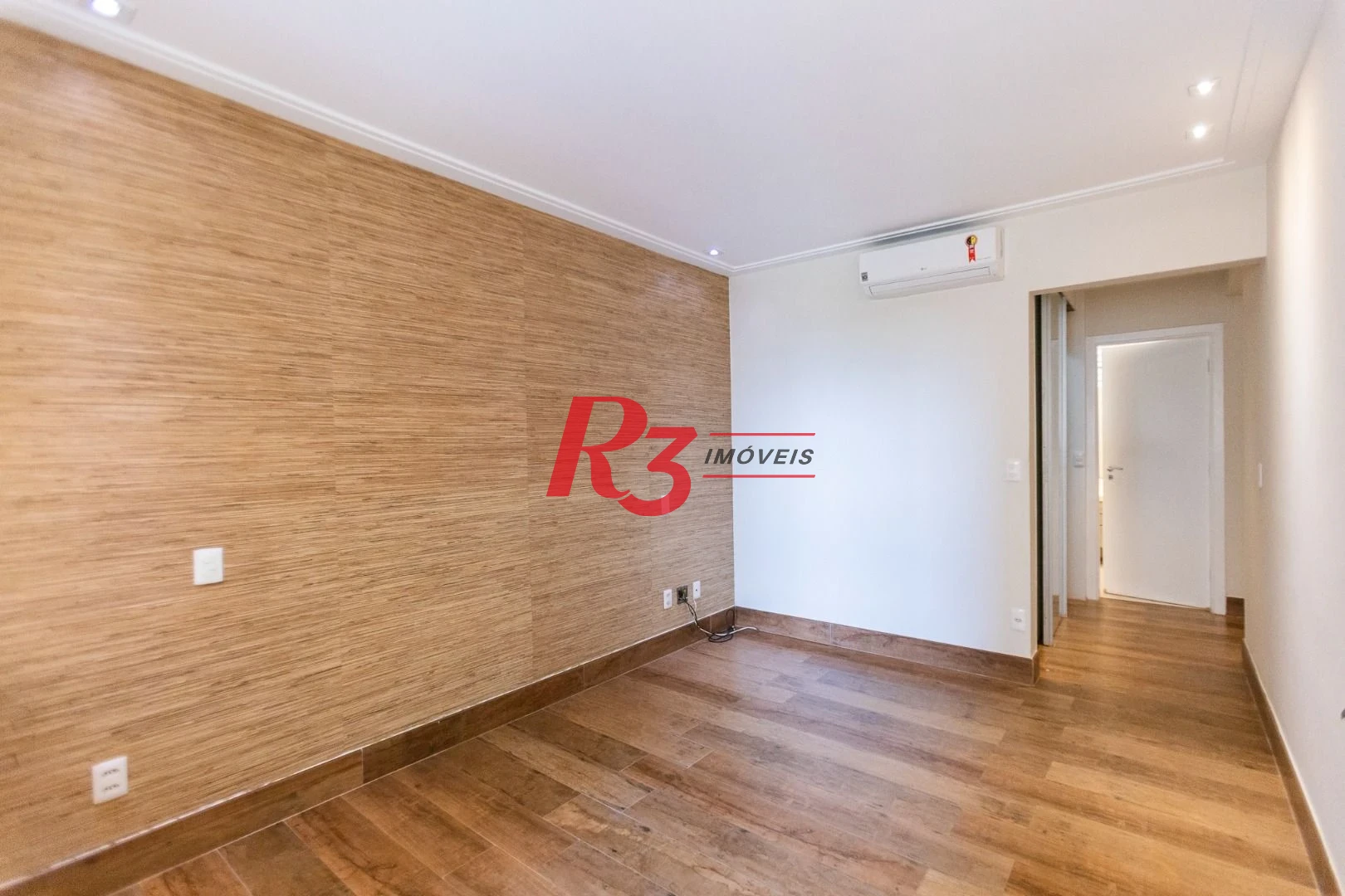 Apartamento à venda, 201 m² por R$ 1.900.000,00 - Pompéia - Santos/SP