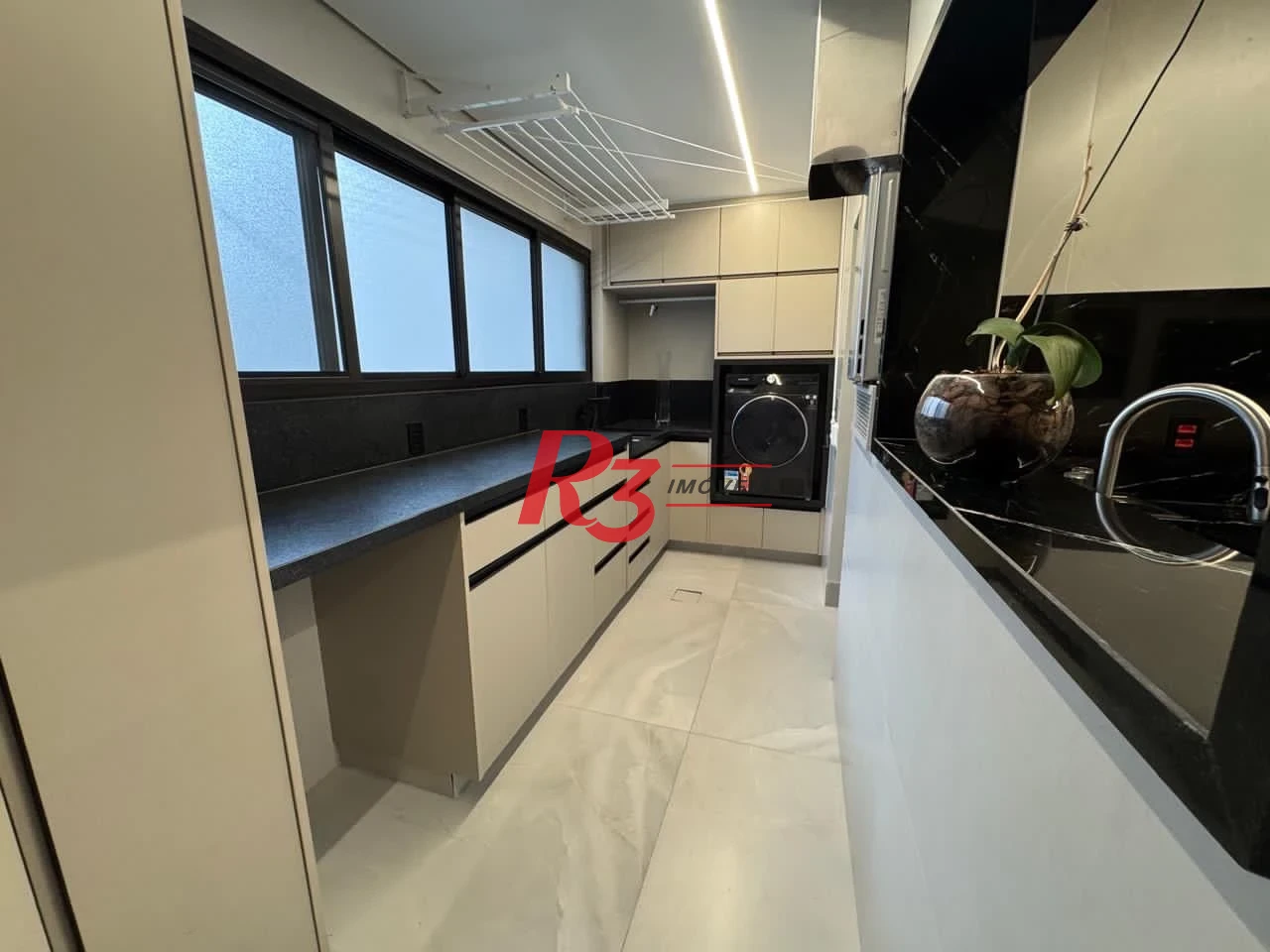 Apartamento com 2 dormitórios para alugar, 192 m² por R$ 24.674,70/mês - Aparecida - Santos/SP