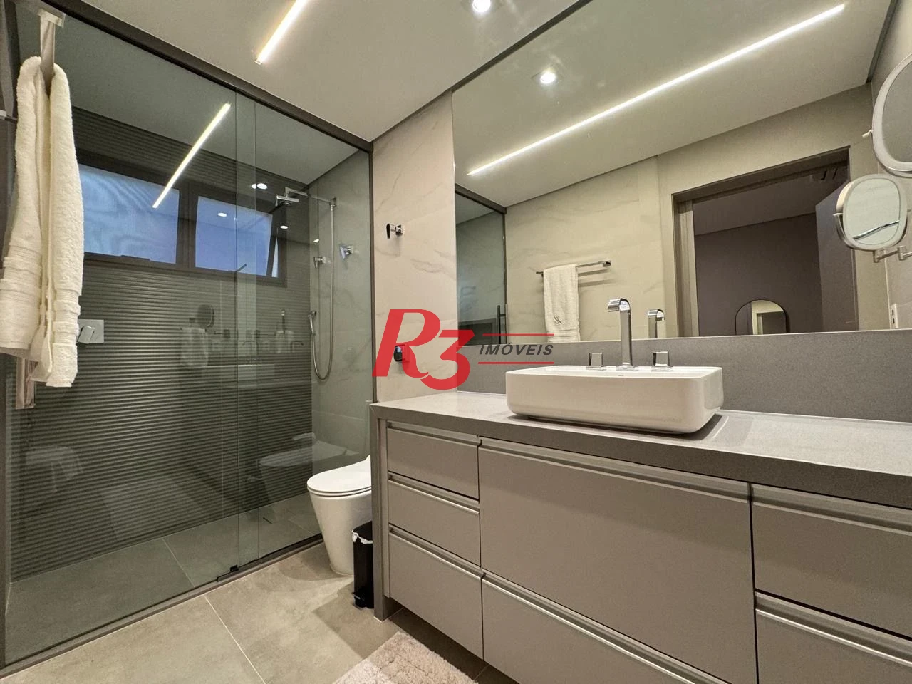 Apartamento com 2 dormitórios para alugar, 192 m² por R$ 24.674,70/mês - Aparecida - Santos/SP