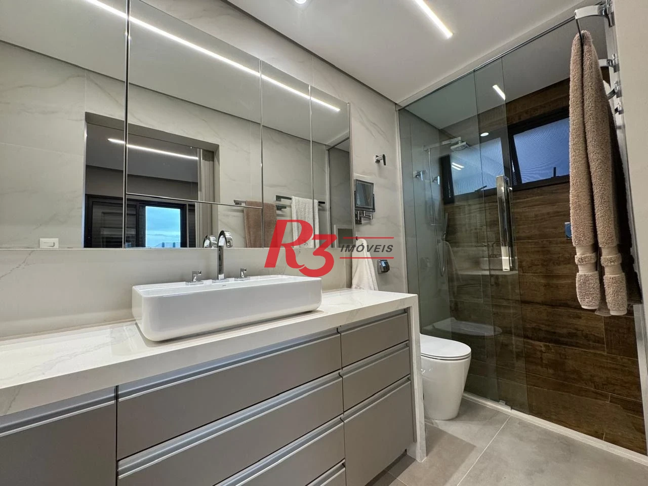 Apartamento com 2 dormitórios para alugar, 192 m² por R$ 24.674,70/mês - Aparecida - Santos/SP