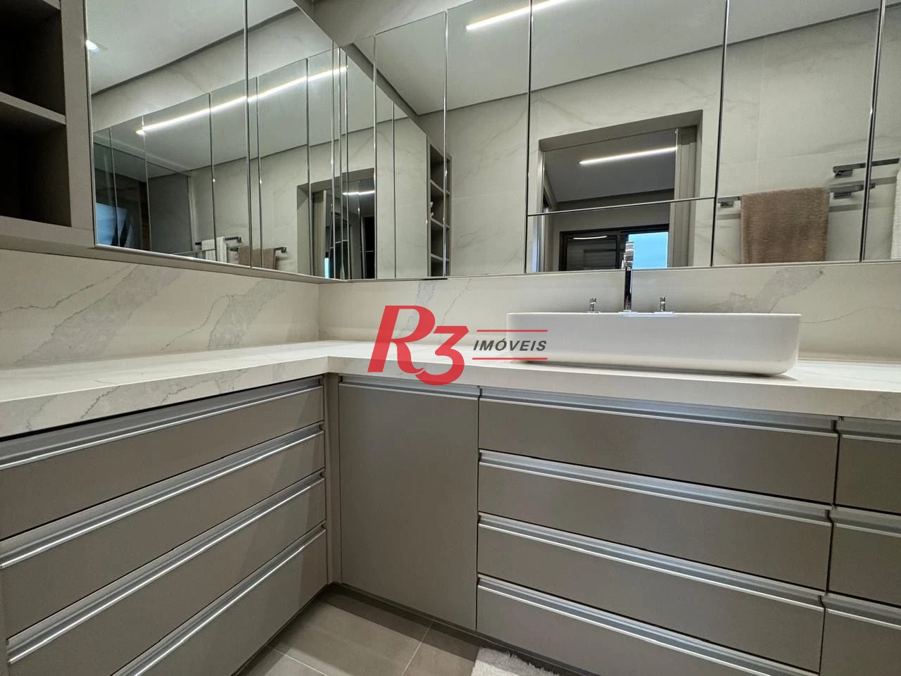 Apartamento com 2 dormitórios para alugar, 192 m² por R$ 24.674,70/mês - Aparecida - Santos/SP