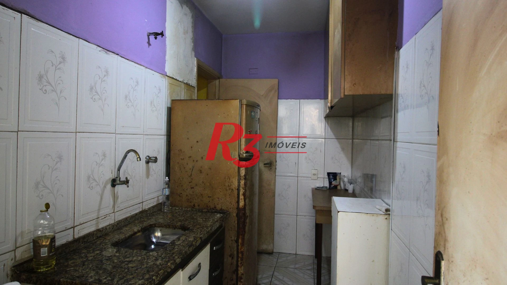 Apartamento com 2 dormitórios à venda, 82 m² por R$ 532.000,00 - Gonzaga - Santos/SP