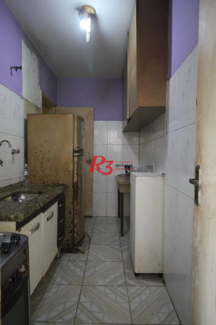 Apartamento com 2 dormitórios à venda, 82 m² por R$ 532.000,00 - Gonzaga - Santos/SP