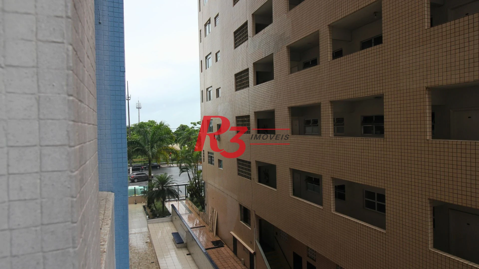 Apartamento com 2 dormitórios à venda, 82 m² por R$ 532.000,00 - Gonzaga - Santos/SP
