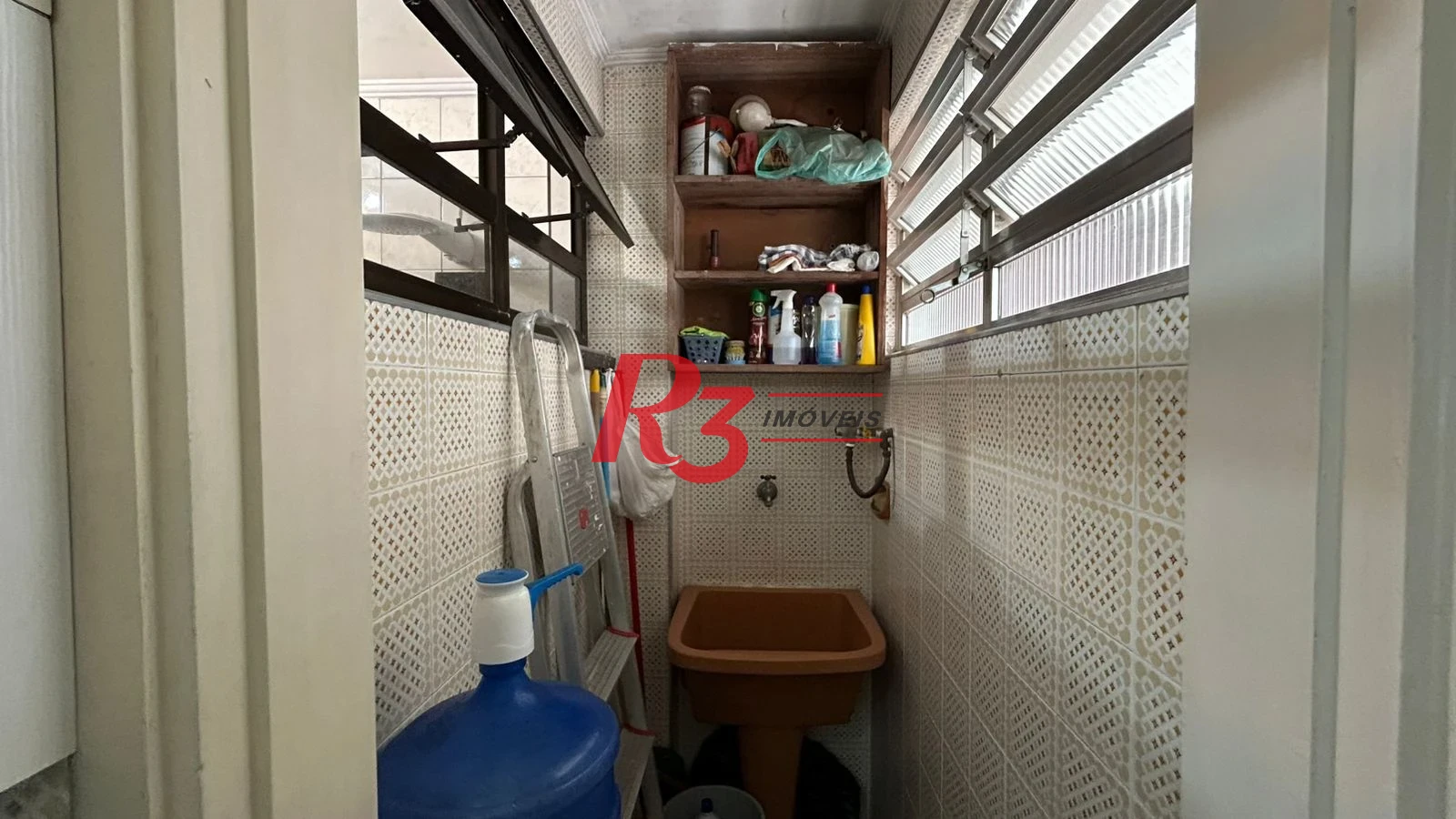 Apartamento com 1 dormitório para alugar, 58 m² por R$ 3.800,02/mês - Embaré - Santos/SP