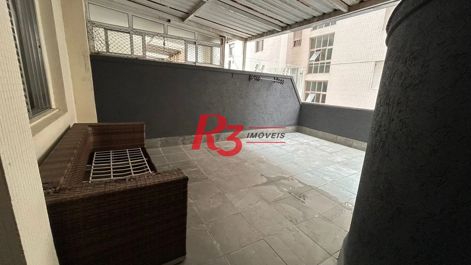 Apartamento com 1 dormitório para alugar, 58 m² por R$ 3.800,02/mês - Embaré - Santos/SP