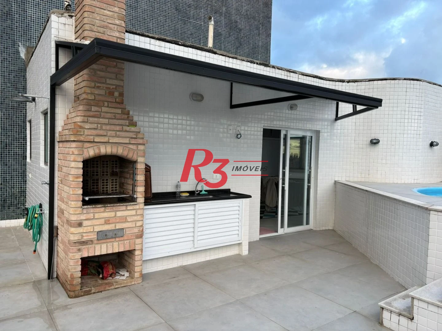 Apartamento Duplex com 2 dormitórios à venda, 187 m² por R$ 1.200.000,00 - Boqueirão - Santos/SP