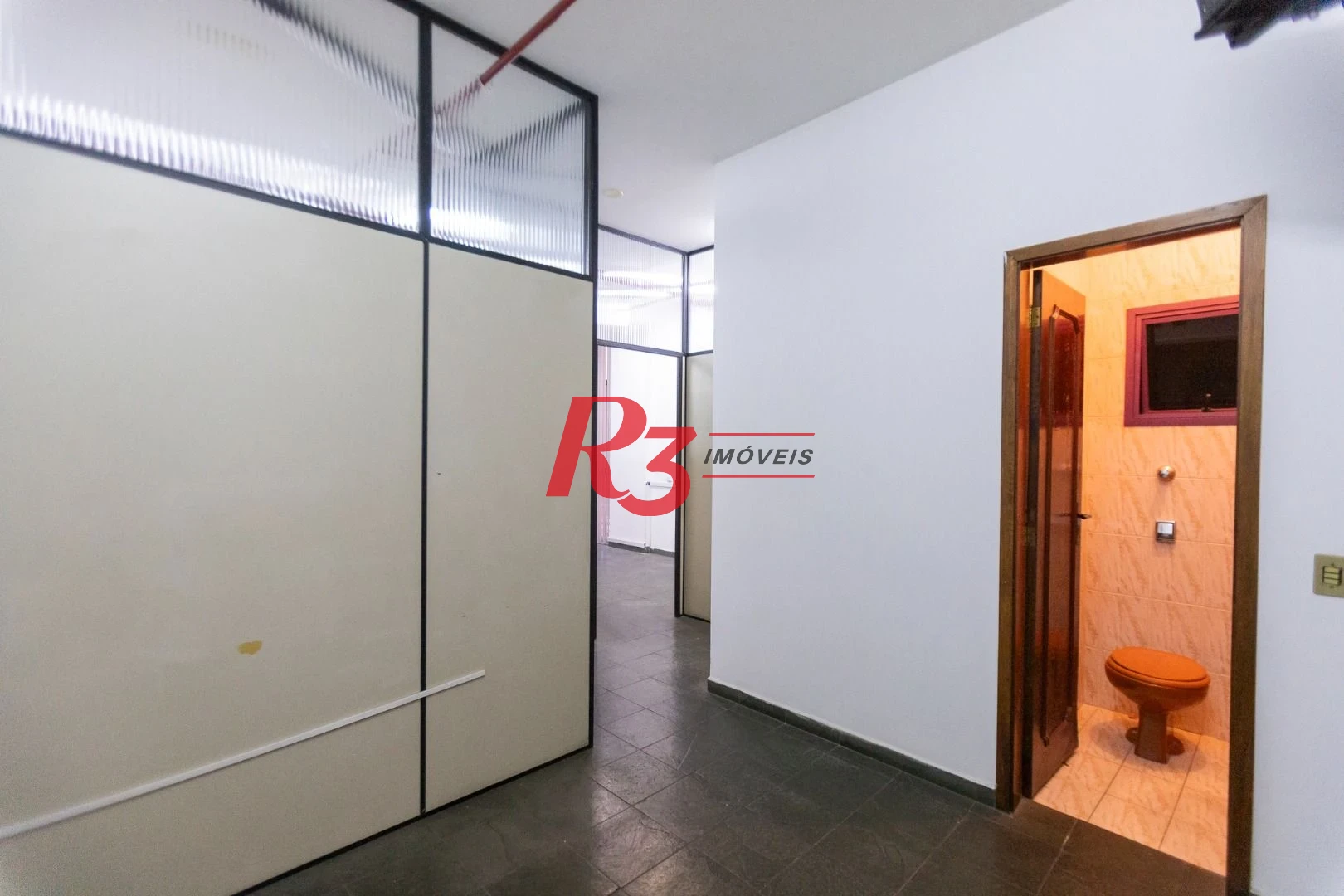 Sala para alugar, 72 m² por R$ 2.500,00/mês - Encruzilhada - Santos/SP