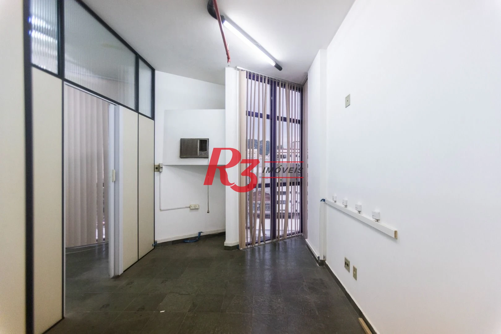 Sala para alugar, 72 m² por R$ 2.500,00/mês - Encruzilhada - Santos/SP