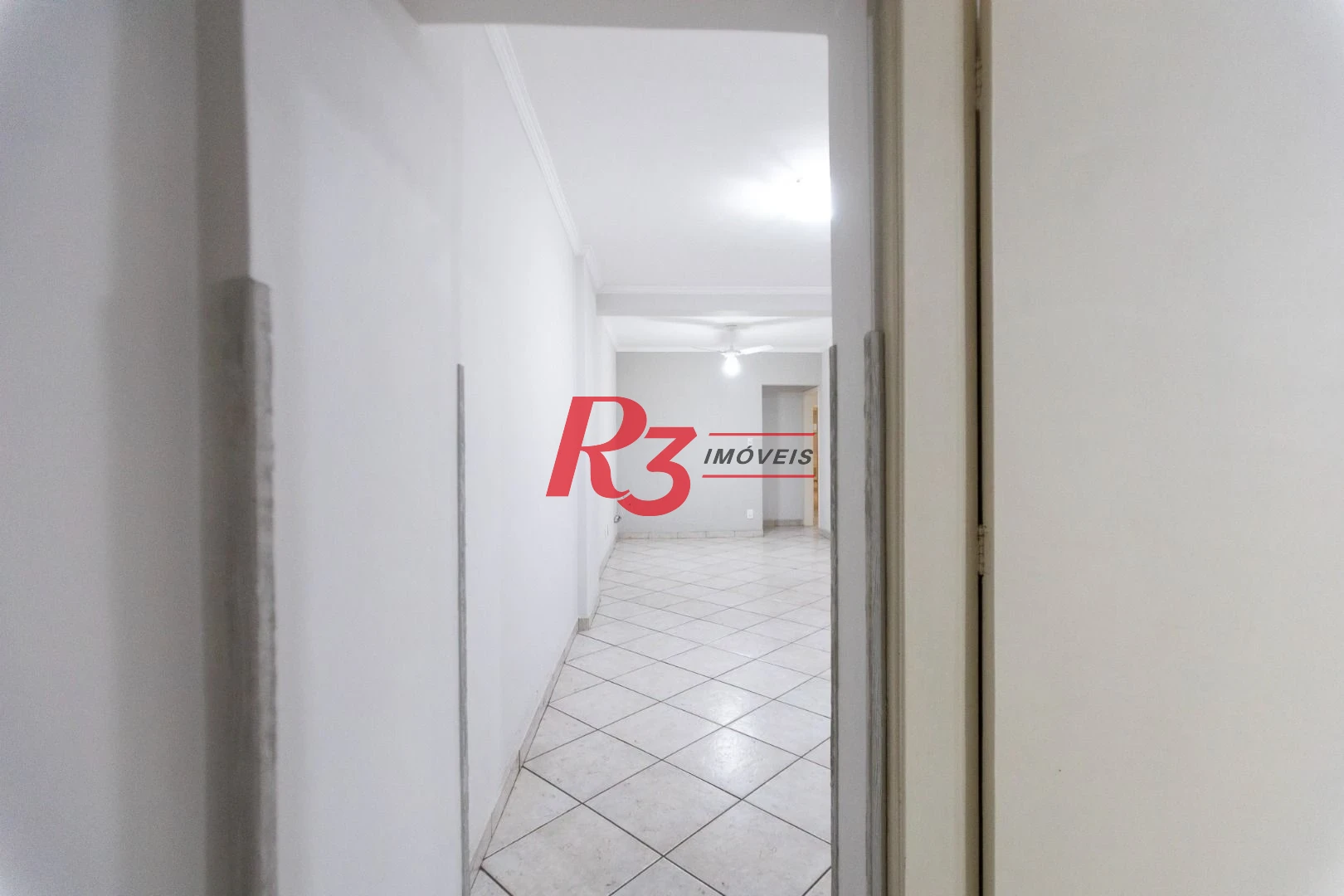 Apartamento com 3 dormitórios à venda, 144 m² por R$ 749.000,00 - Gonzaga - Santos/SP