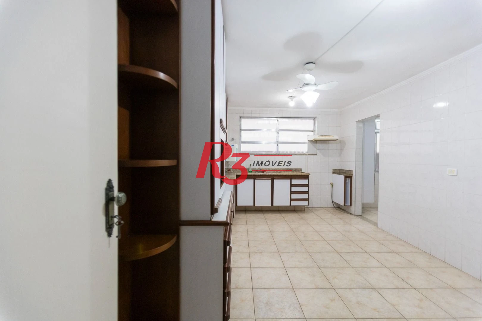 Apartamento com 3 dormitórios à venda, 144 m² por R$ 749.000,00 - Gonzaga - Santos/SP