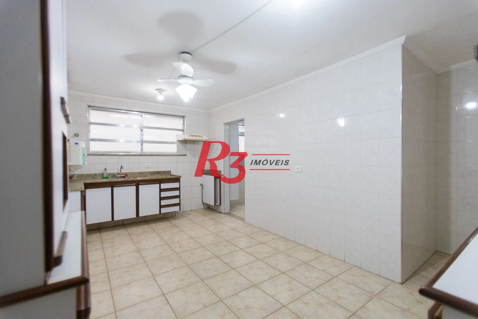 Apartamento com 3 dormitórios à venda, 144 m² por R$ 749.000,00 - Gonzaga - Santos/SP