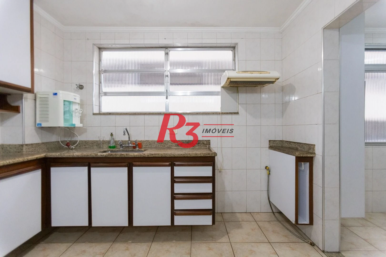 Apartamento com 3 dormitórios à venda, 144 m² por R$ 749.000,00 - Gonzaga - Santos/SP