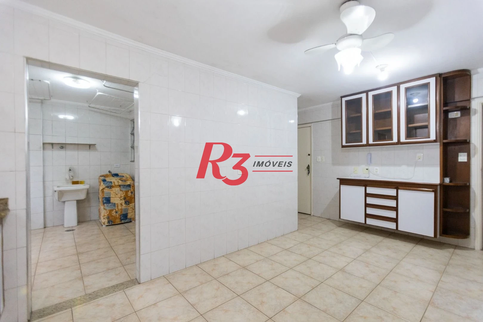 Apartamento com 3 dormitórios à venda, 144 m² por R$ 749.000,00 - Gonzaga - Santos/SP
