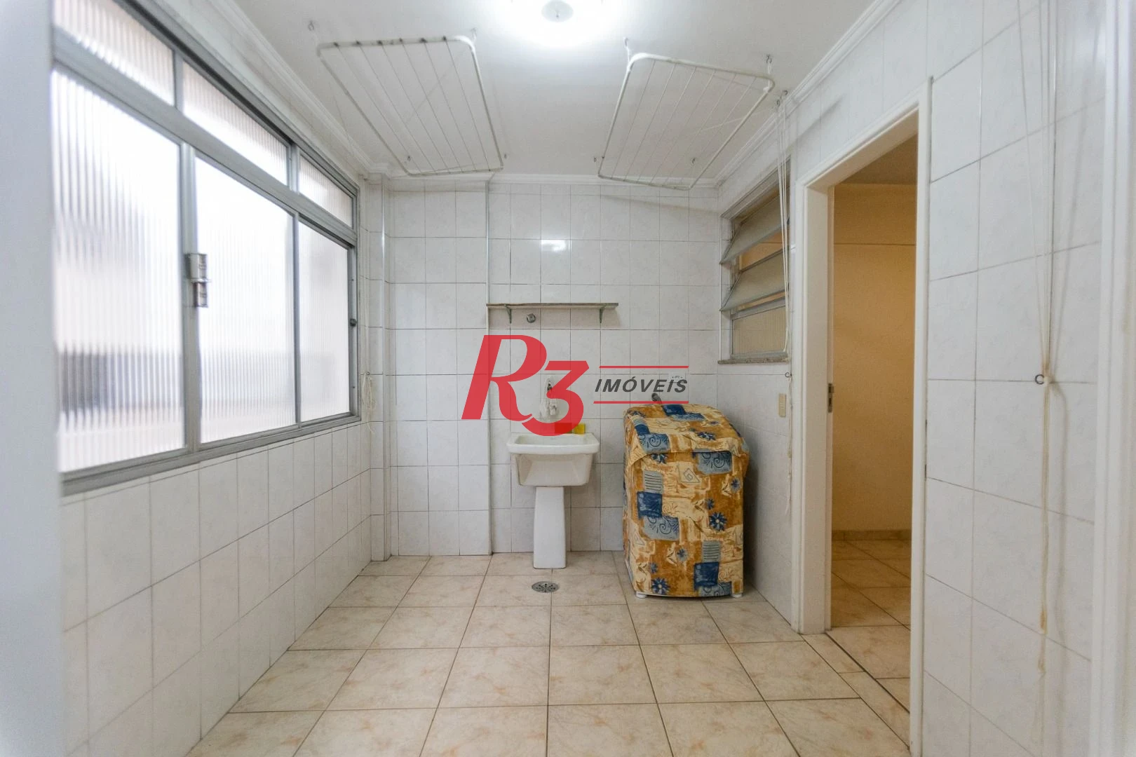 Apartamento com 3 dormitórios à venda, 144 m² por R$ 749.000,00 - Gonzaga - Santos/SP