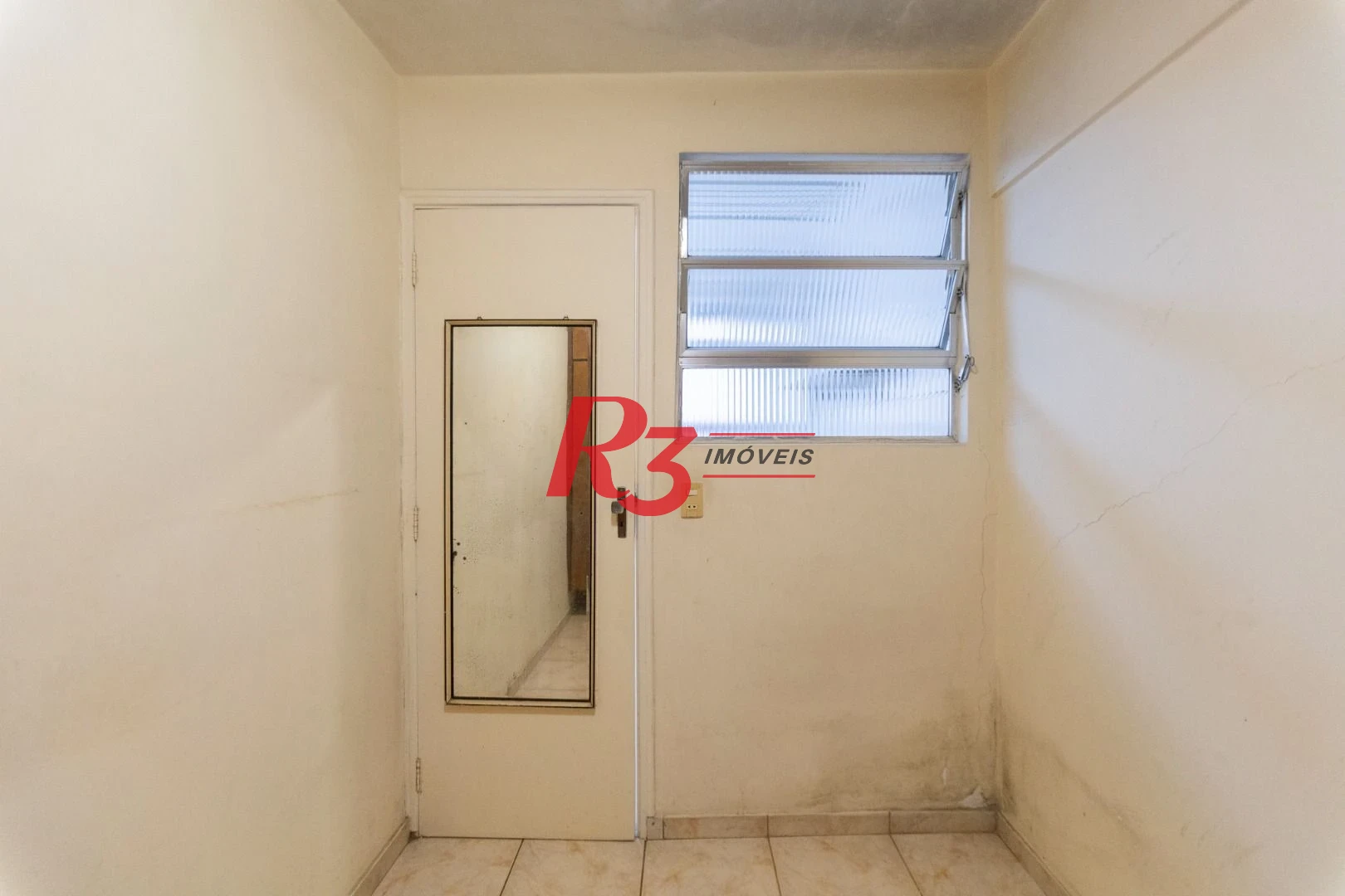 Apartamento com 3 dormitórios à venda, 144 m² por R$ 749.000,00 - Gonzaga - Santos/SP