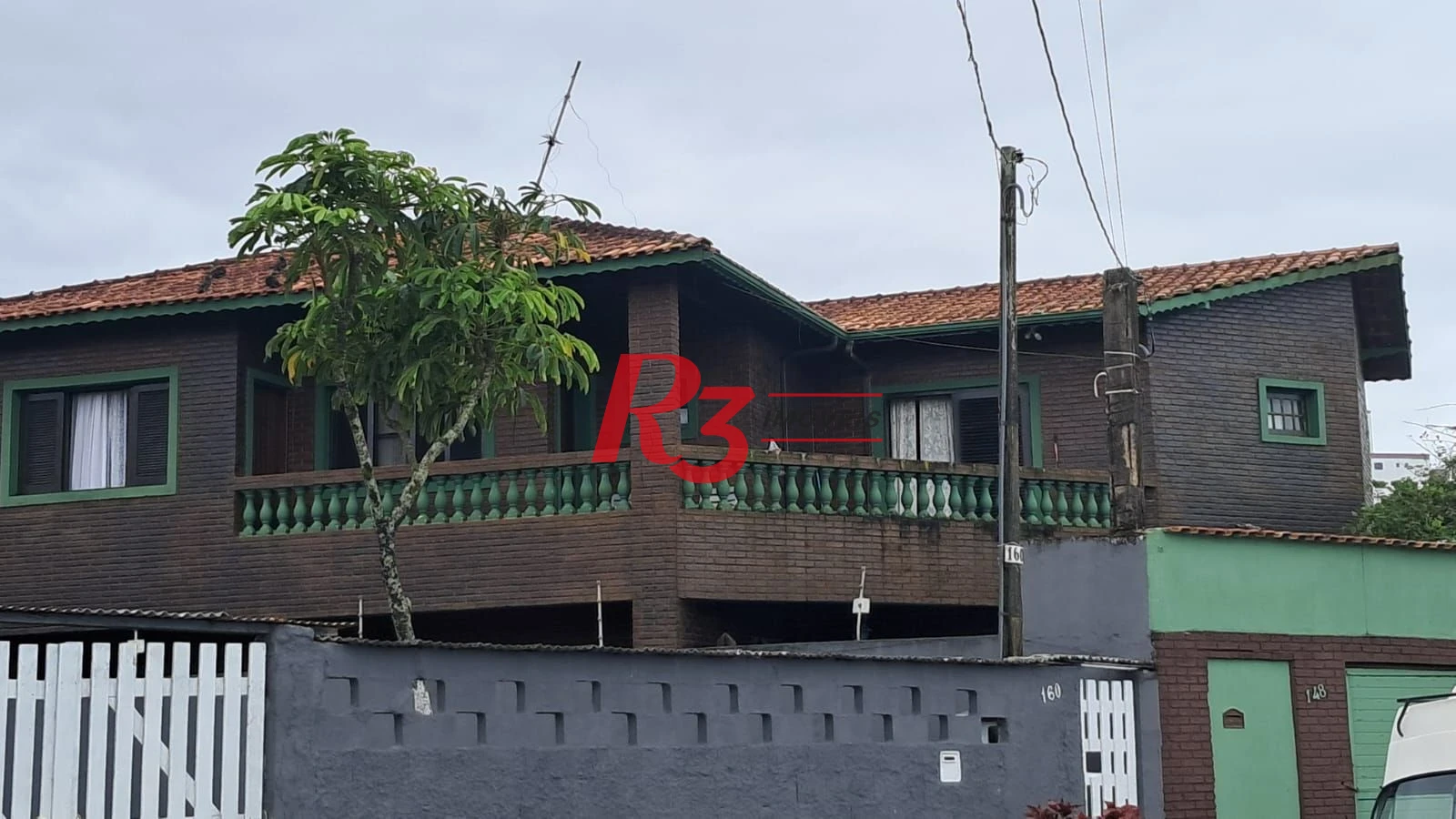 Sobrado com 4 dormitórios à venda, 268 m² por R$ 1.200.000,00 - Solemar - Praia Grande/SP