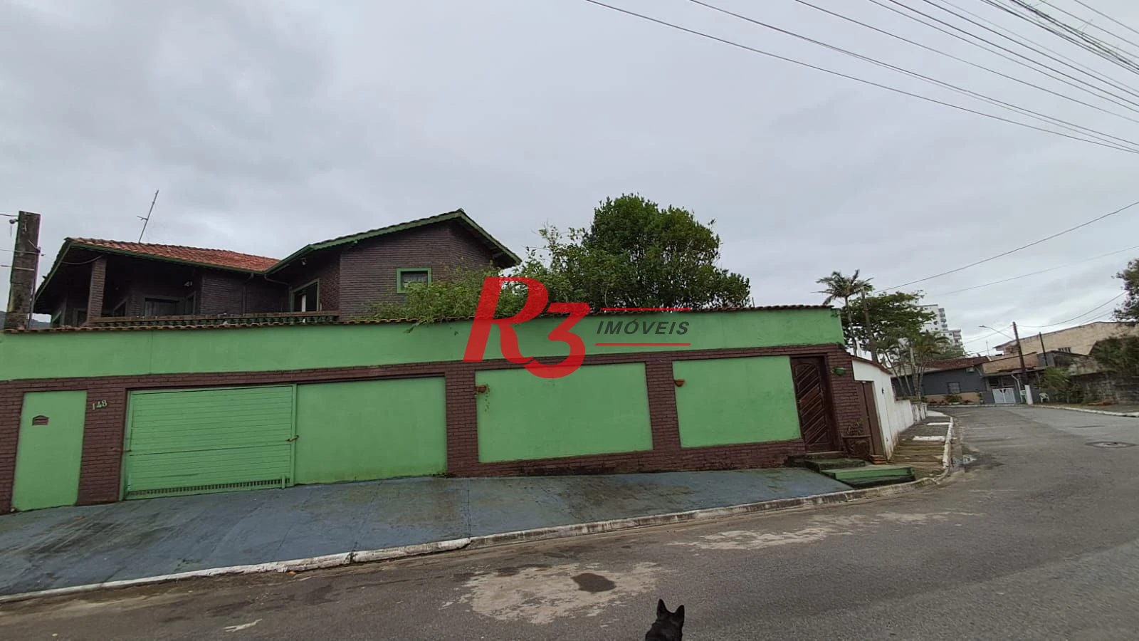 Sobrado com 4 dormitórios à venda, 268 m² por R$ 1.200.000,00 - Solemar - Praia Grande/SP