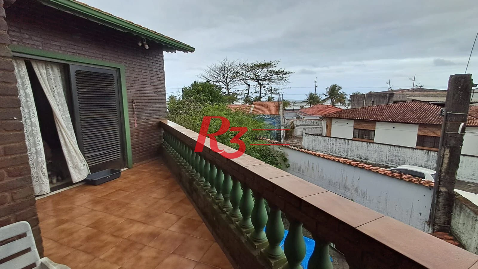 Sobrado com 4 dormitórios à venda, 268 m² por R$ 1.200.000,00 - Solemar - Praia Grande/SP