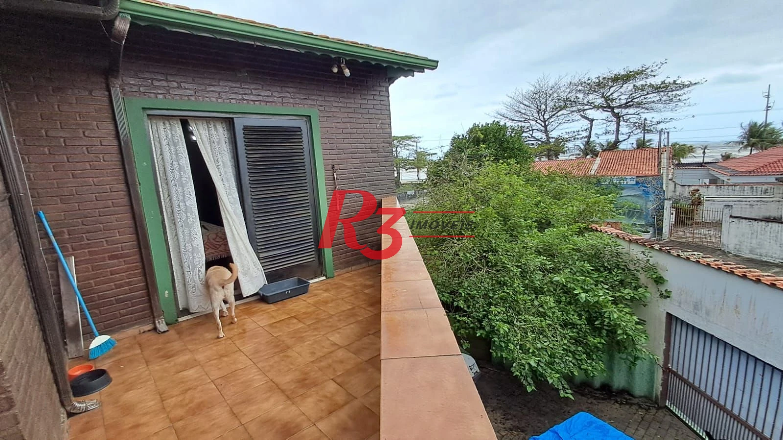 Sobrado com 4 dormitórios à venda, 268 m² por R$ 1.200.000,00 - Solemar - Praia Grande/SP