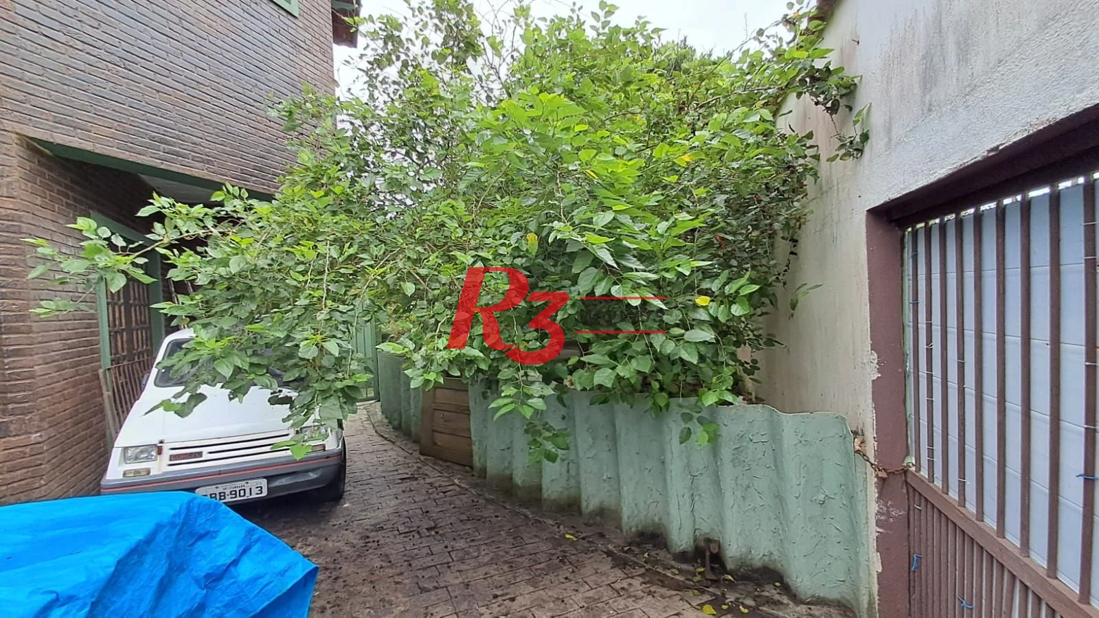 Sobrado com 4 dormitórios à venda, 268 m² por R$ 1.200.000,00 - Solemar - Praia Grande/SP