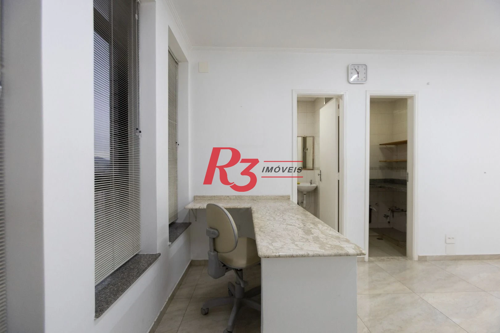 Sala, 39 m² - venda por R$ 360.000,00 ou aluguel por R$ 3.500,00/mês - Embaré - Santos/SP