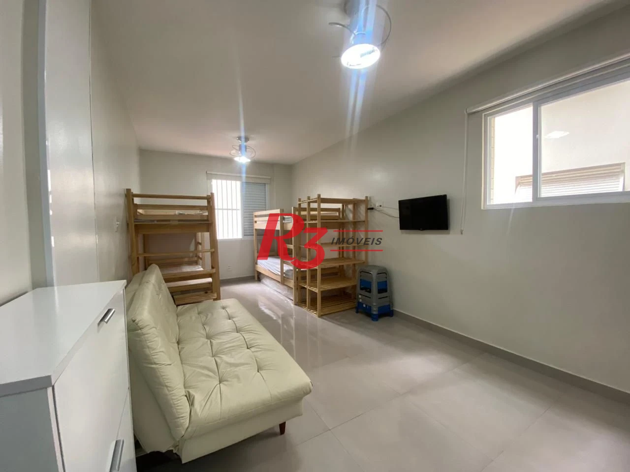 Kitnet com 1 dormitório à venda, 33 m² por R$ 350.000,00 - Gonzaga - Santos/SP